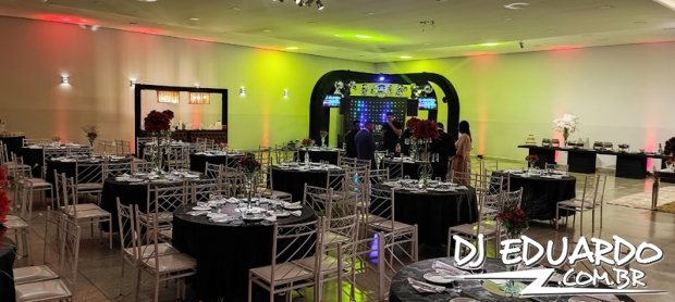 Você também pode ver as fotos usando as setas do seu teclado! Experimente!