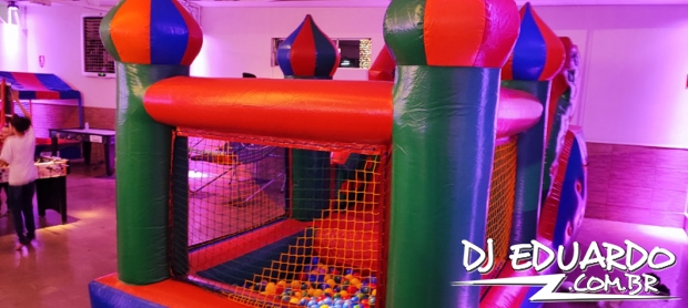 Você também pode ver as fotos usando as setas do seu teclado! Experimente!