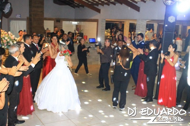 Você também pode ver as fotos usando as setas do seu teclado! Experimente!