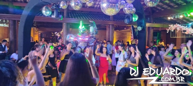 Você também pode ver as fotos usando as setas do seu teclado! Experimente!