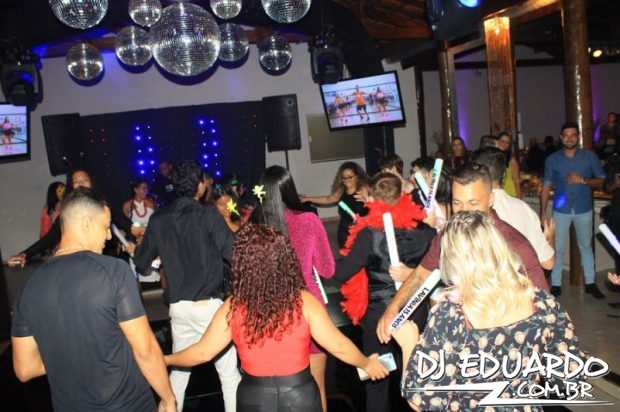 Você também pode ver as fotos usando as setas do seu teclado! Experimente!