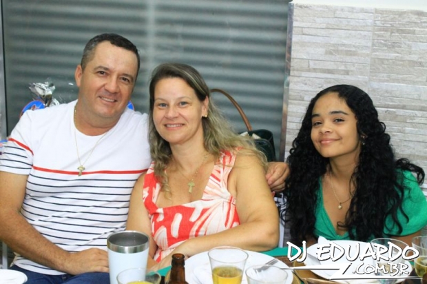 Você também pode ver as fotos usando as setas do seu teclado! Experimente!