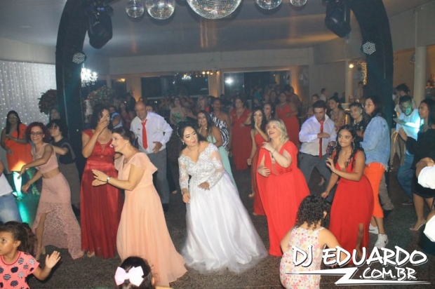 Você também pode ver as fotos usando as setas do seu teclado! Experimente!