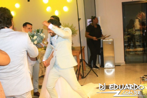 Você também pode ver as fotos usando as setas do seu teclado! Experimente!