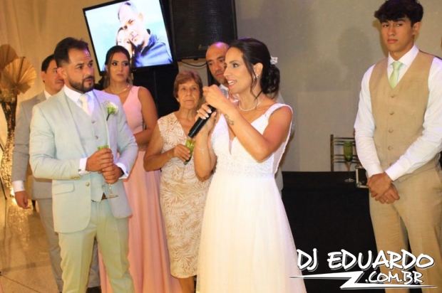 Você também pode ver as fotos usando as setas do seu teclado! Experimente!