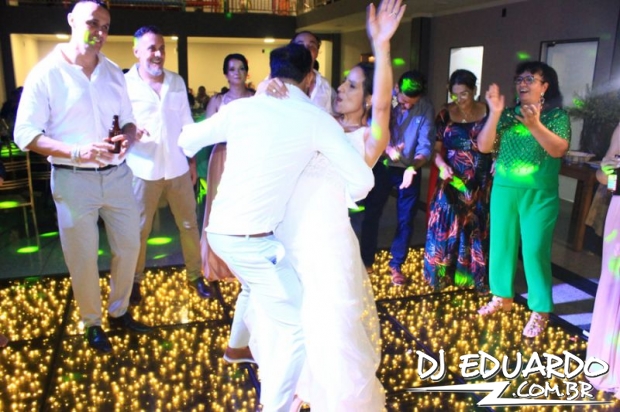 Você também pode ver as fotos usando as setas do seu teclado! Experimente!