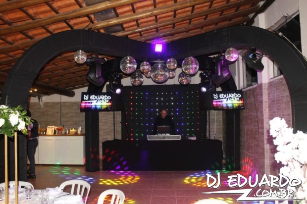 Você também pode ver as fotos usando as setas do seu teclado! Experimente!