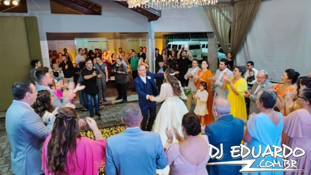 Você também pode ver as fotos usando as setas do seu teclado! Experimente!