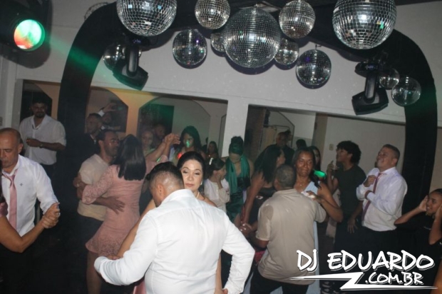 Você também pode ver as fotos usando as setas do seu teclado! Experimente!