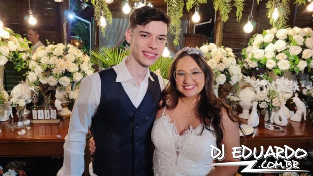 Você também pode ver as fotos usando as setas do seu teclado! Experimente!