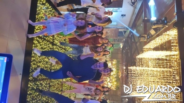 Você também pode ver as fotos usando as setas do seu teclado! Experimente!