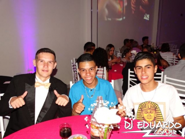 Você também pode ver as fotos usando as setas do seu teclado! Experimente!