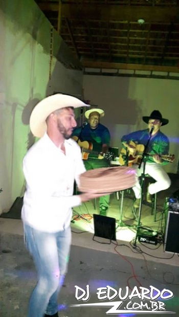 Você também pode ver as fotos usando as setas do seu teclado! Experimente!