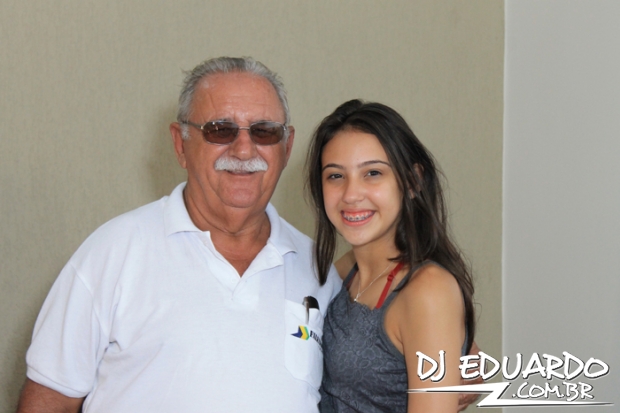 Você também pode ver as fotos usando as setas do seu teclado! Experimente!