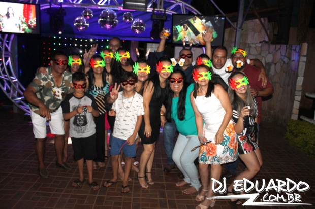 Você também pode ver as fotos usando as setas do seu teclado! Experimente!