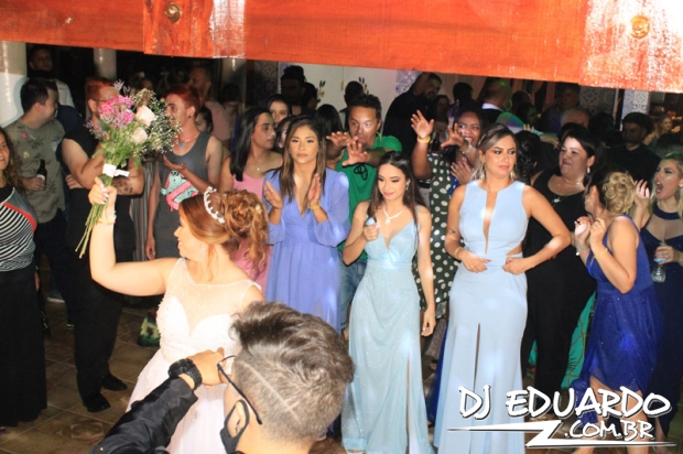 Você também pode ver as fotos usando as setas do seu teclado! Experimente!