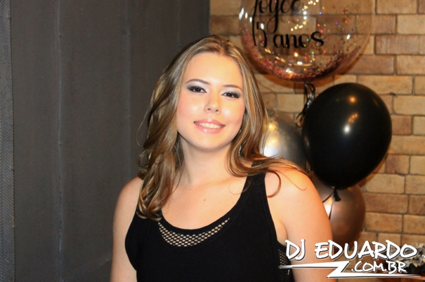 Você também pode ver as fotos usando as setas do seu teclado! Experimente!