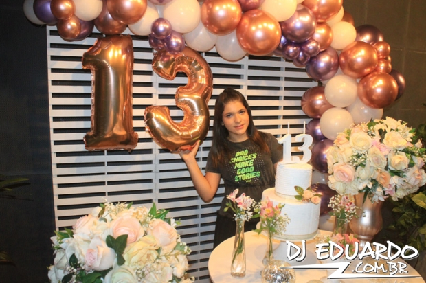 Você também pode ver as fotos usando as setas do seu teclado! Experimente!