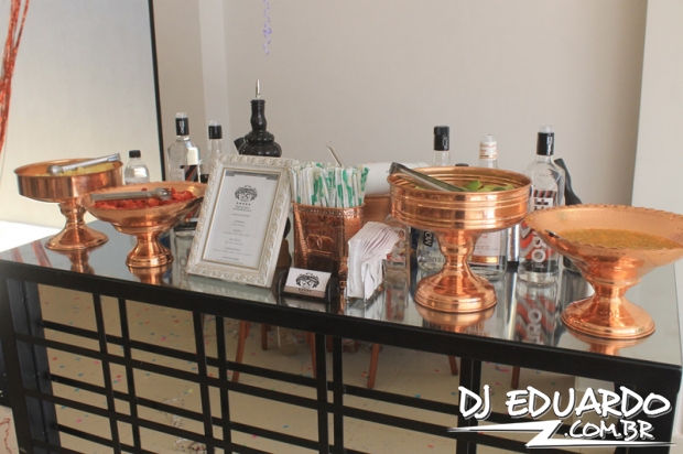 Você também pode ver as fotos usando as setas do seu teclado! Experimente!