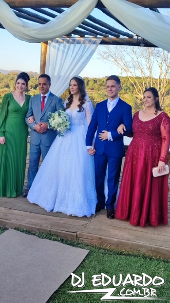 Você também pode ver as fotos usando as setas do seu teclado! Experimente!