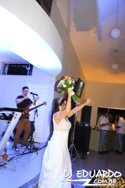 Você também pode ver as fotos usando as setas do seu teclado! Experimente!