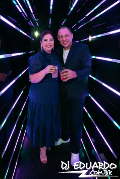 Você também pode ver as fotos usando as setas do seu teclado! Experimente!