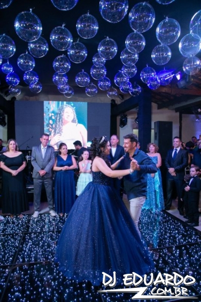 Você também pode ver as fotos usando as setas do seu teclado! Experimente!