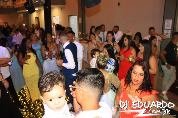 Você também pode ver as fotos usando as setas do seu teclado! Experimente!