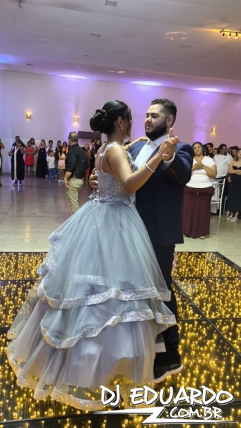 Você também pode ver as fotos usando as setas do seu teclado! Experimente!