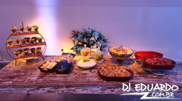 Você também pode ver as fotos usando as setas do seu teclado! Experimente!