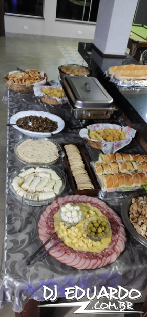 Você também pode ver as fotos usando as setas do seu teclado! Experimente!