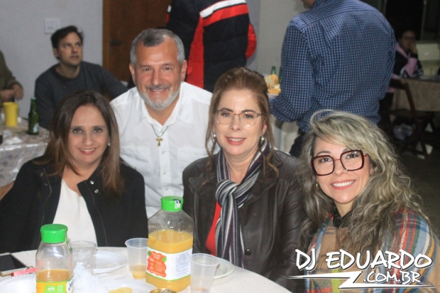 Você também pode ver as fotos usando as setas do seu teclado! Experimente!