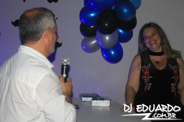 Você também pode ver as fotos usando as setas do seu teclado! Experimente!